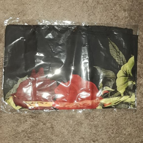 Black & Red Rose Chiffon Wrap Scarf Shawl - Picture 6 of 6